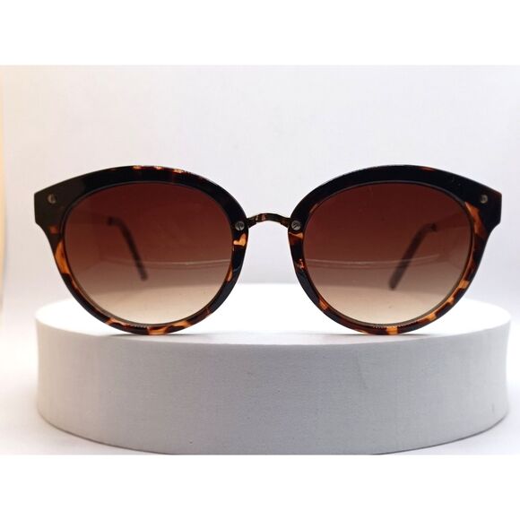 Vintage Banana Republic Women's Tortoise and Gold Round Frame Sunglasses - Picture 1 of 12